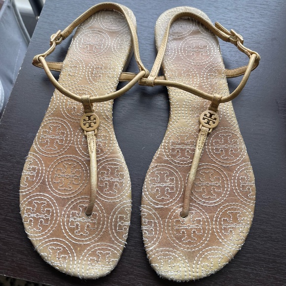 Tory Burch Shoes - Tory Burch Tan Sandals Elegant T-Strap Design